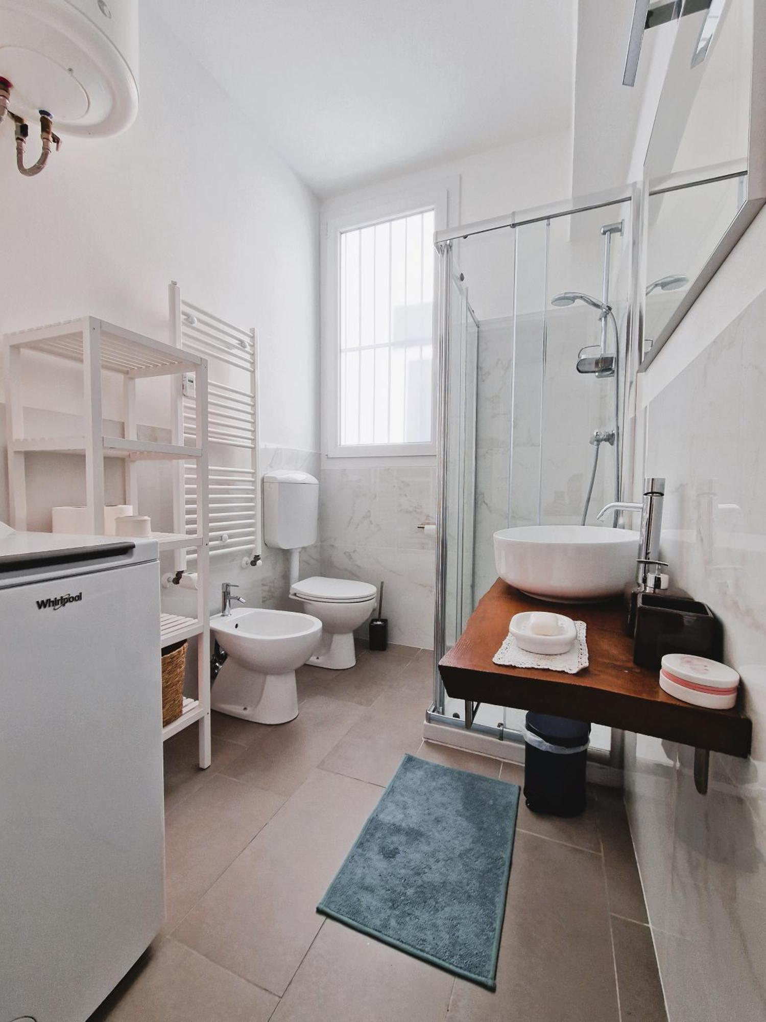 Monteroom-Apartments โบโลญญา ภายนอก รูปภาพ